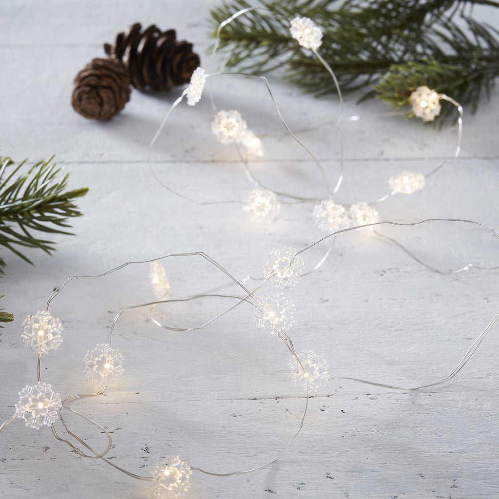 ginger-ray-snowflake-led-string-lights-rustic-christmas- (3)