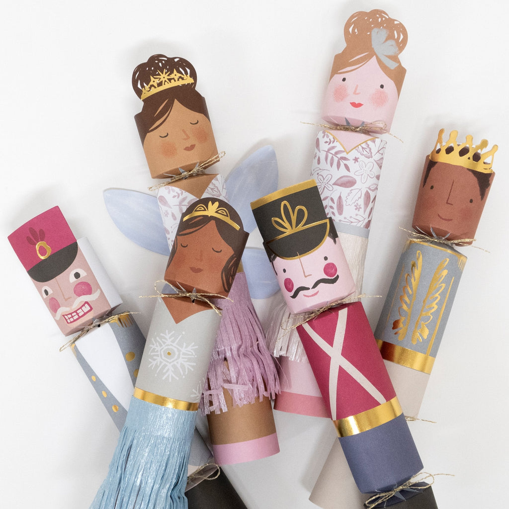 meri-meri-nutcracker-character-medium-crackers-pack-of-6-meri-217612